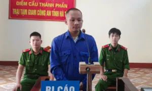 Cơn hận tình từ tin nhắn đọc lén Cơn hận tình từ tin nhắn đọc lén