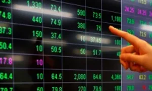 VN-Index vượt đỉnh lịch sử